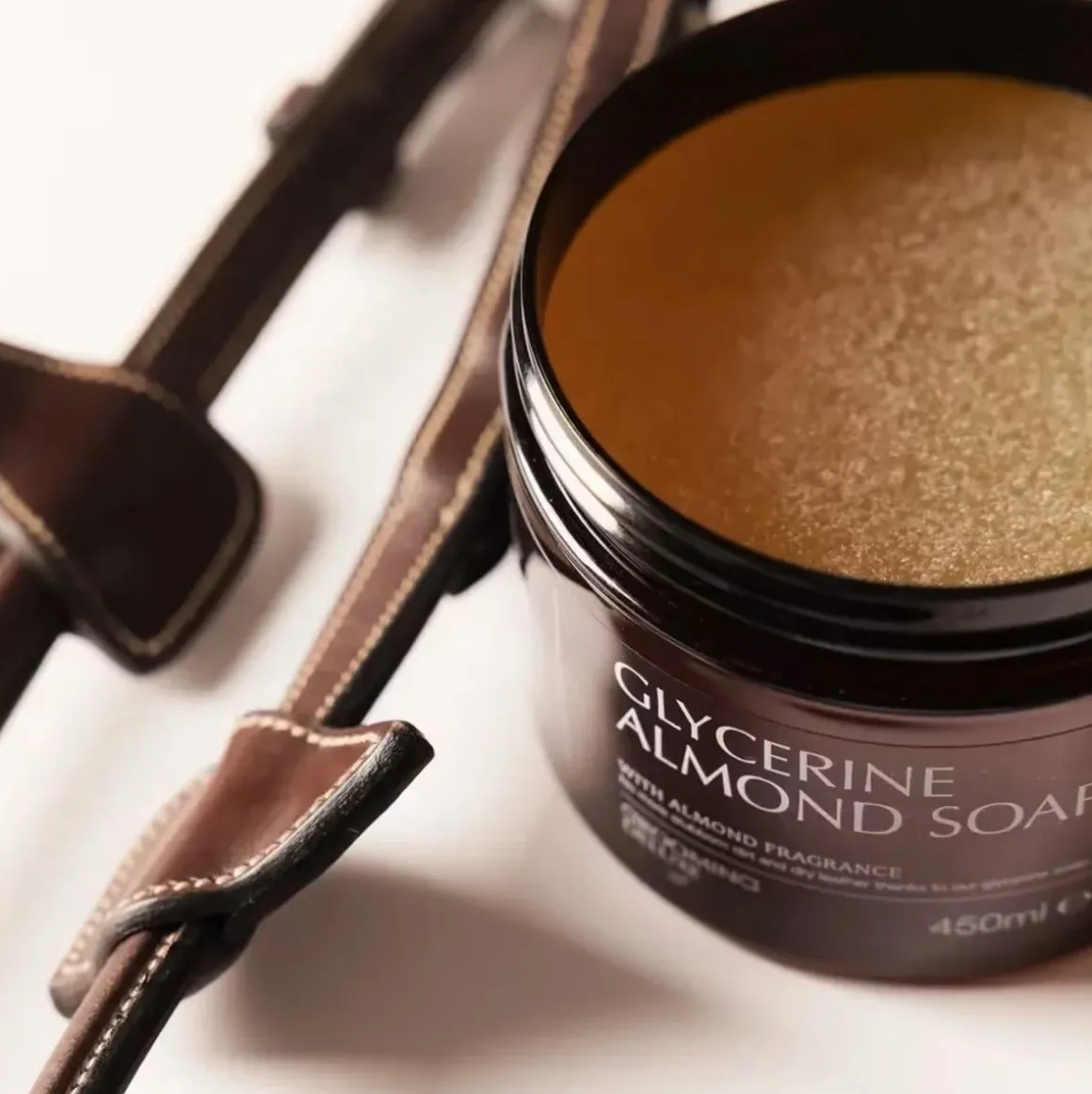 Grooming Deluxe Glyserin Almond Soap