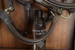 Grooming Deluxe Leather Almond Oil