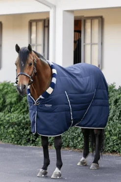 Horseware Newmarket Cosy Stable 100g